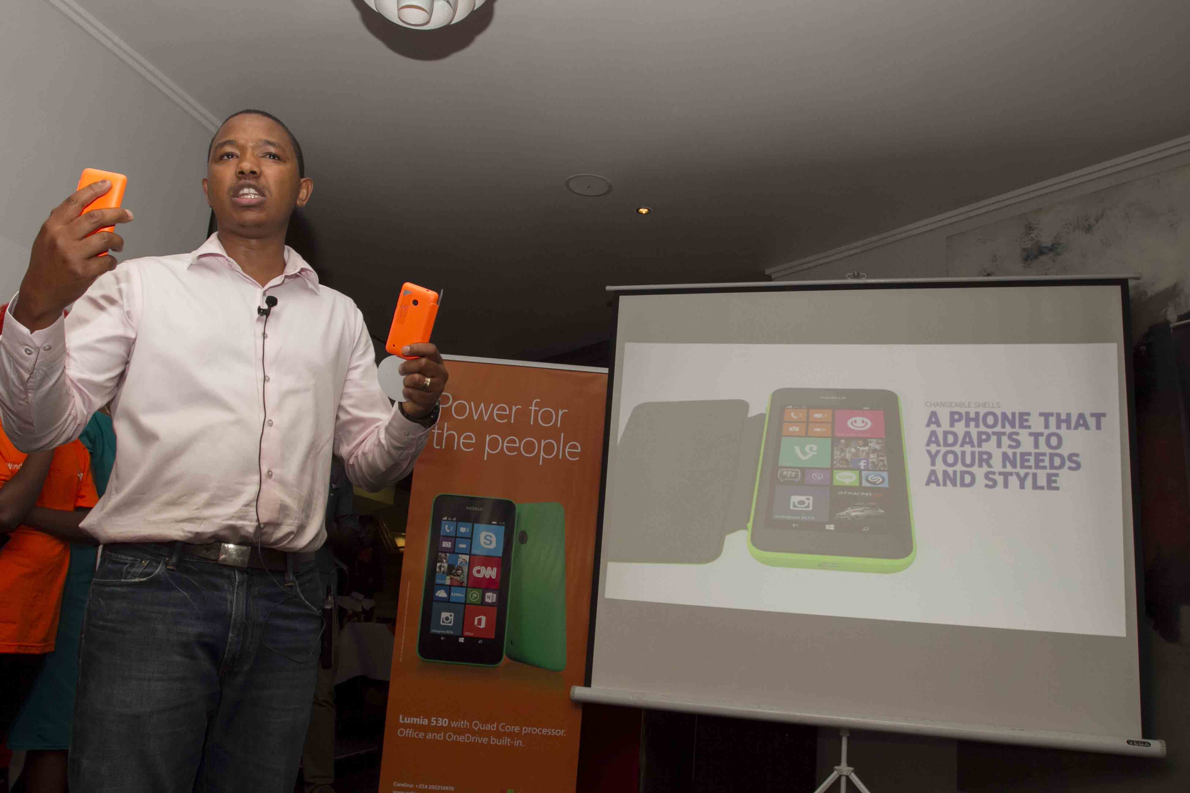 King’ori Gitahi, Operative Product and Devices Manager, Microsoft Mobile Devices demonstrates the Lumia 530