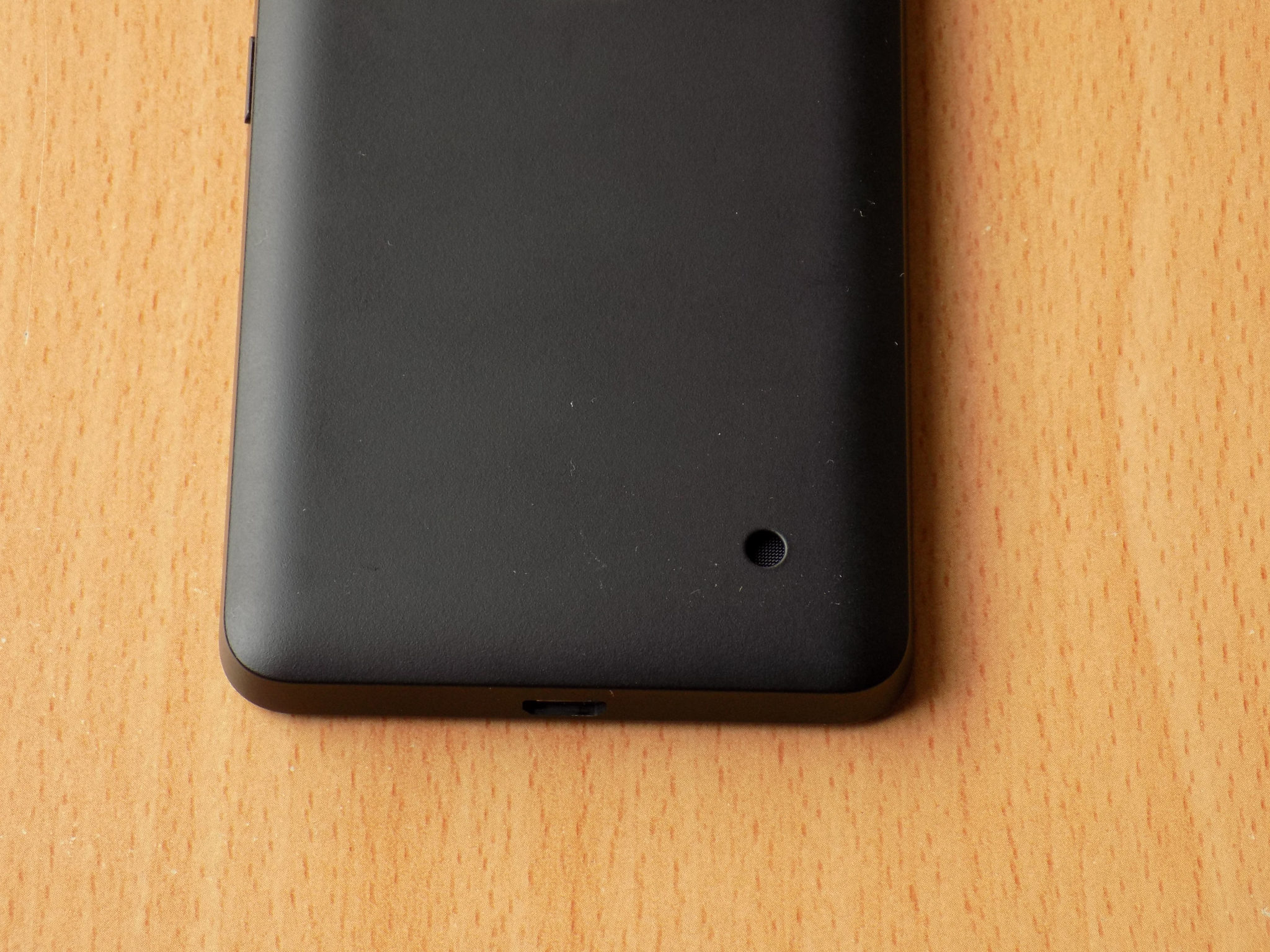 Lumia 550 Speaker Grille