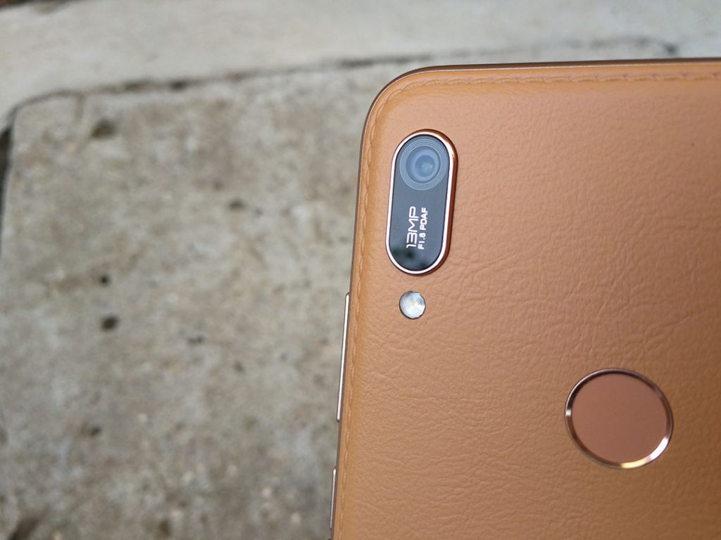 Huawei Y6 prime 2019 camera