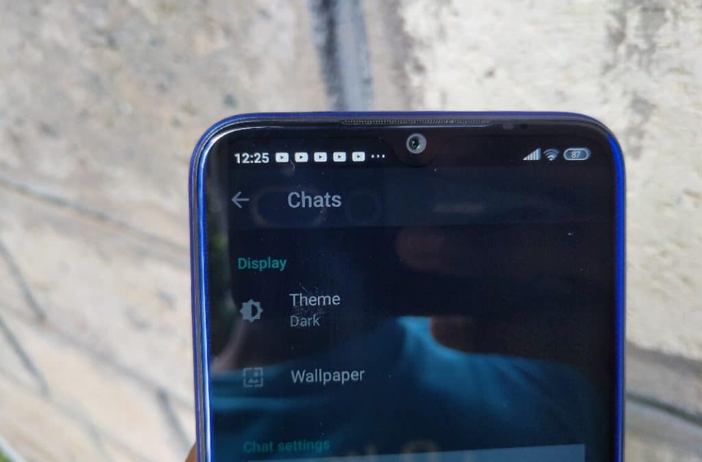 WhatsApp dark theme