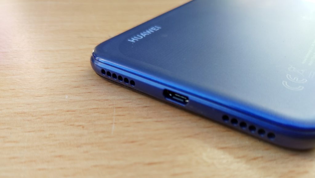 Huawei y6s bottom