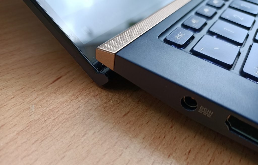 Asus zenbook 14 ergo lift