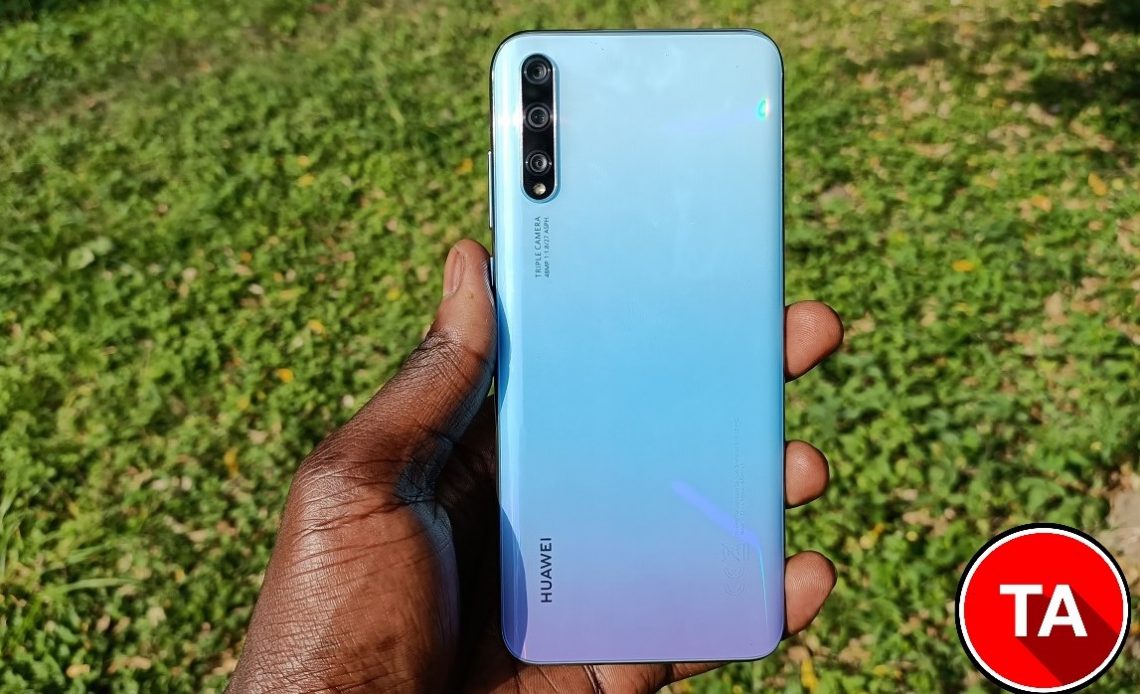 Huawei Y8p back