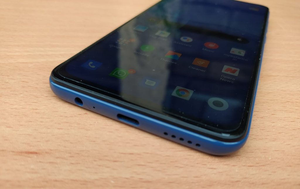 Xiaomi Redmi Note 9 bottom