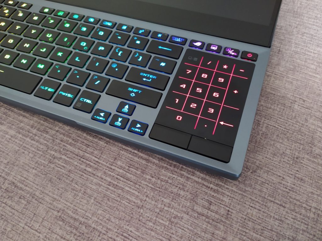 Asus ROG Zephyrus Duo 15 keyboard