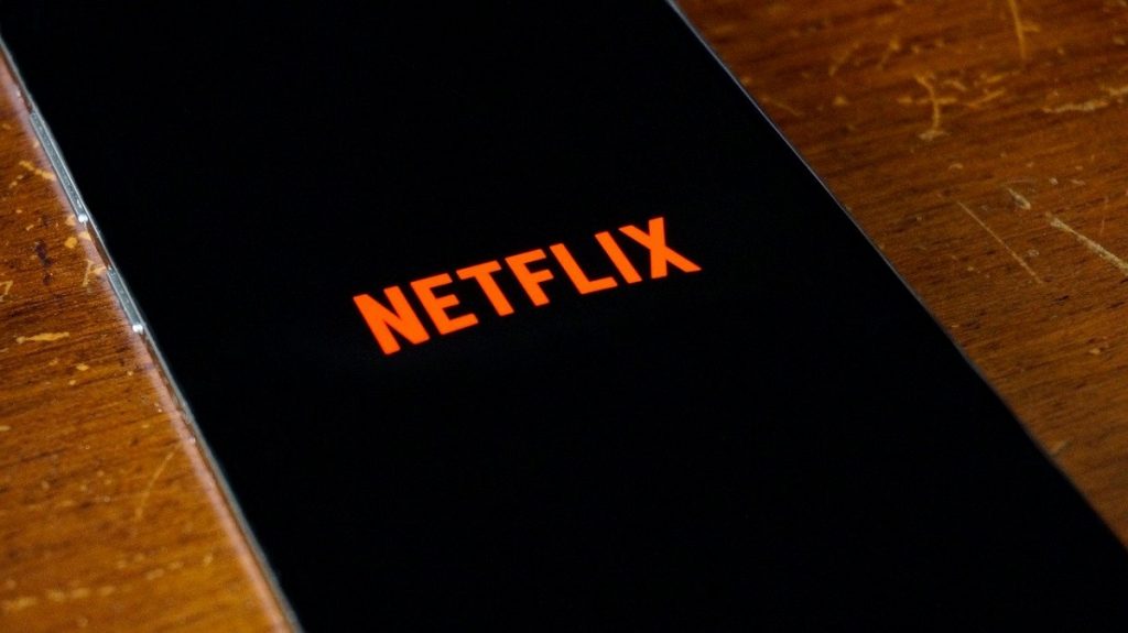 netflix on smartphone