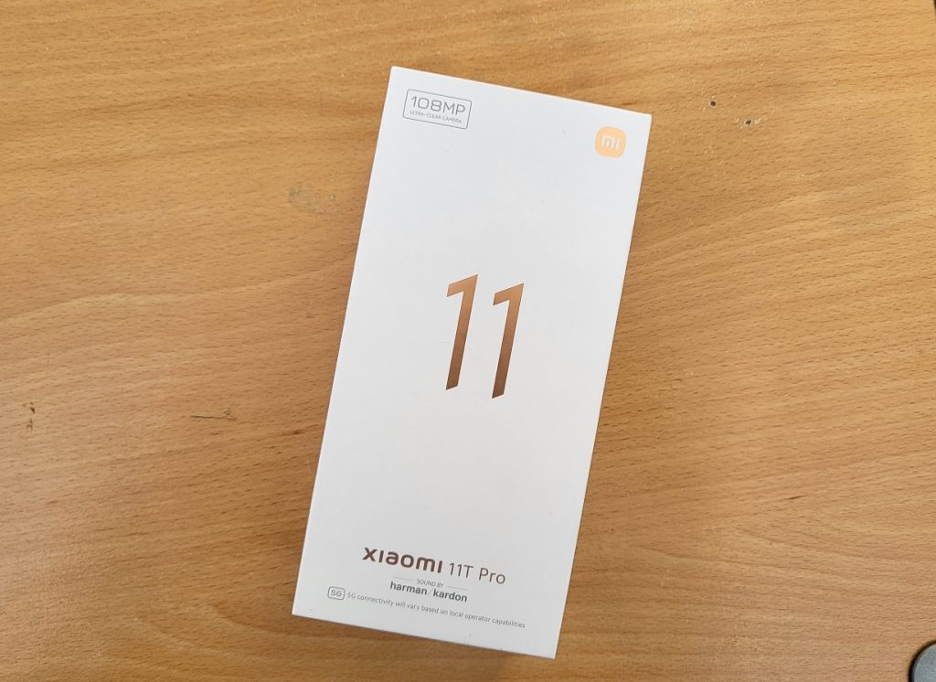 Xiaomi 11T Pro unboxing