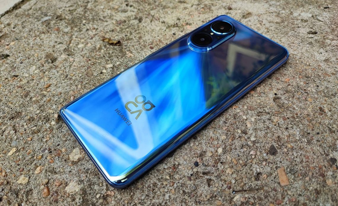 Huawei nova 9SE back