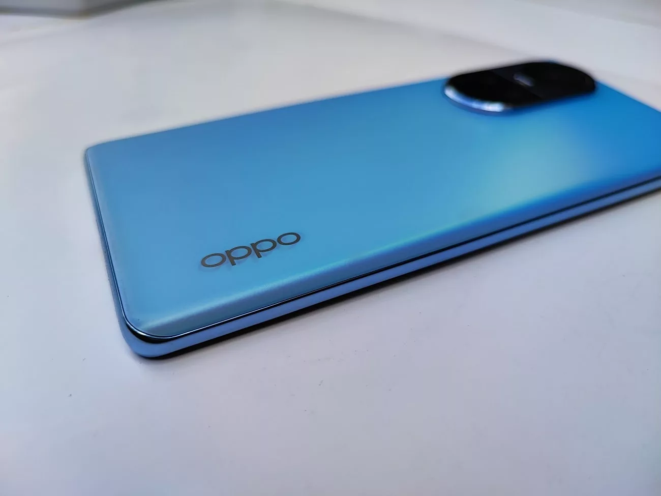 OPPO Reno 10 5G back