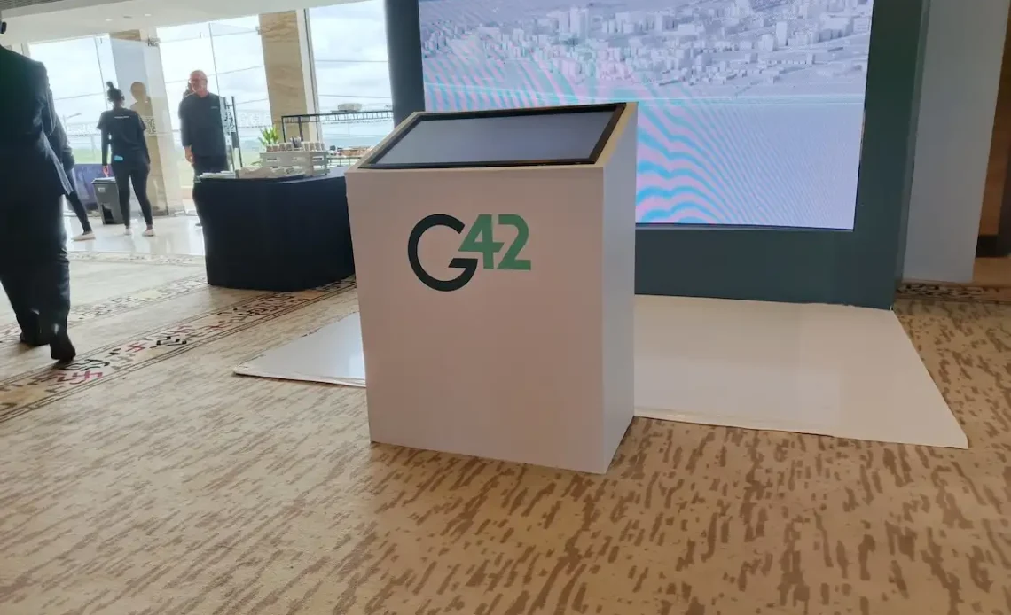 G42