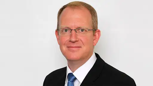 Opinion | Unpacking the power and potential of choice in enterprise AI Johan Scheepers - Red Hat
