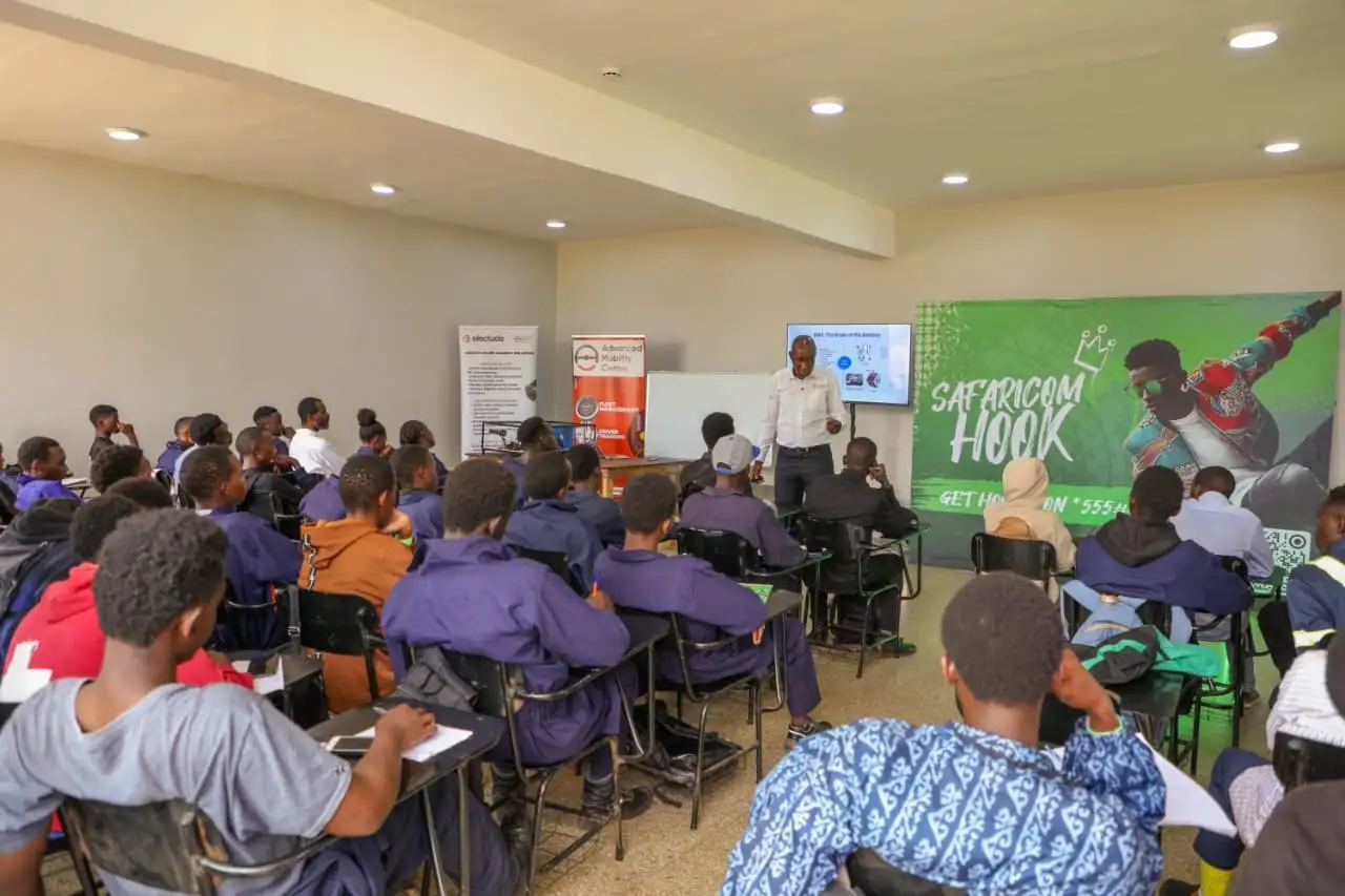 Safaricom Hook Circle Brings Digital Skills and Career Mentorship to Kiambu National Polytechnic Safaricom Hook Circle Kiambu National Polytechnic